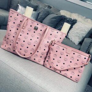 🏜🏜Blush Pink MCM LIZ tote reversible bag Medium